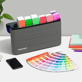 Pantone Portable Guide Studio online kopen? | Transfert